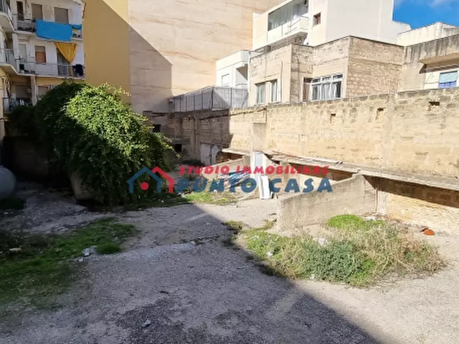 Immagine 3 di Magazzino in vendita  a Trapani