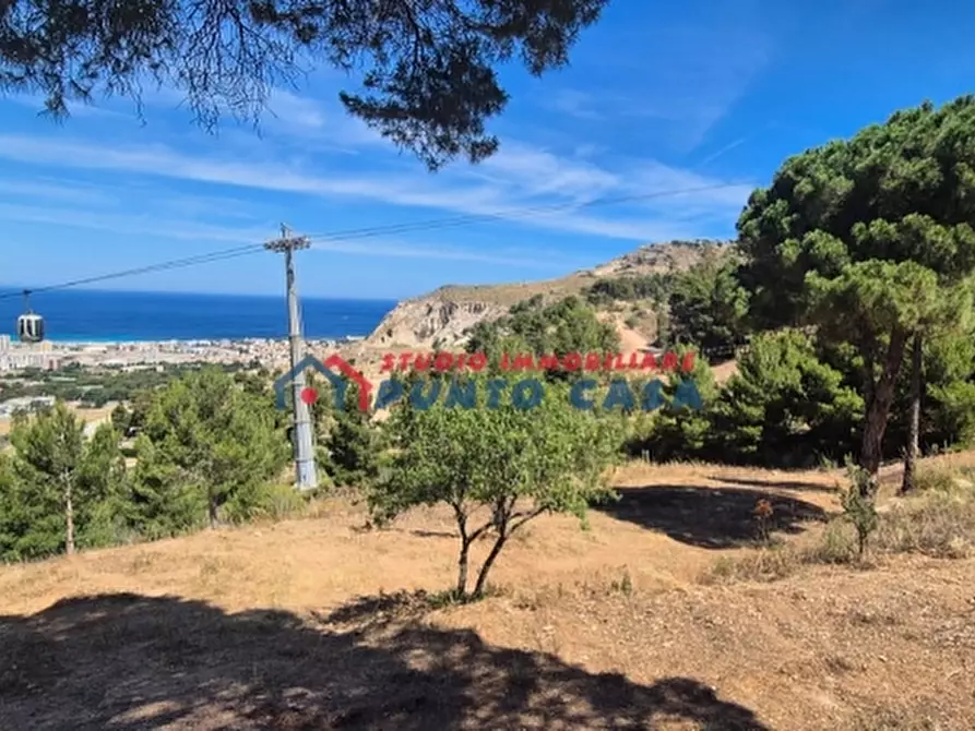 Immagine 1 di Casa indipendente in vendita  a Erice