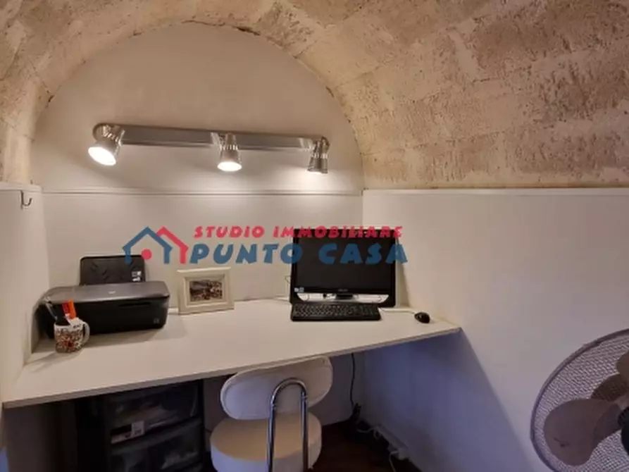 Immagine 9 di Garage in vendita  a Trapani