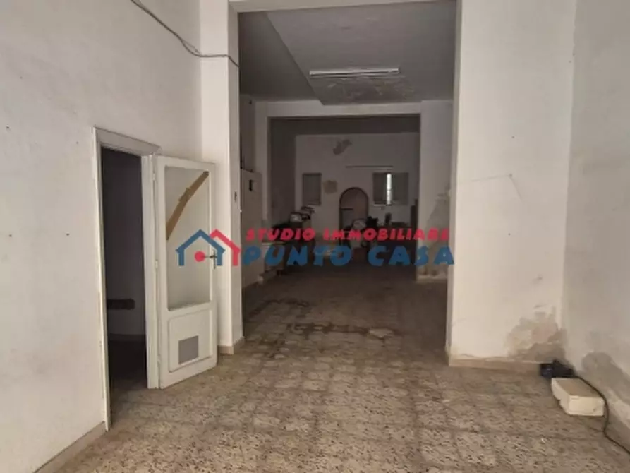 Immagine 4 di Garage in vendita  a Trapani