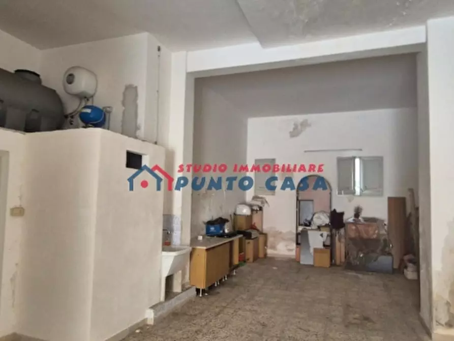 Immagine 7 di Garage in vendita  a Trapani