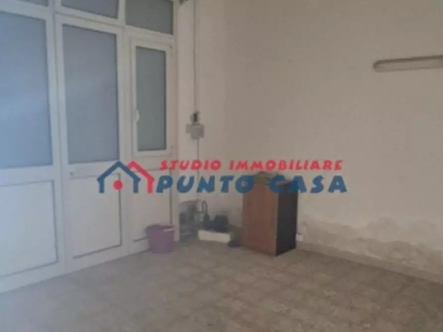 Immagine 11 di Garage in vendita  a Trapani