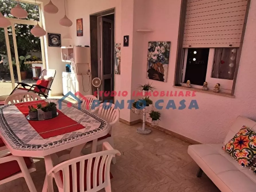 Immagine 3 di Casa indipendente in vendita  a Valderice