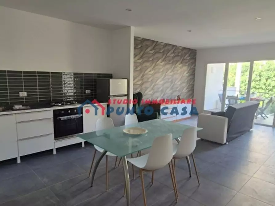 Immagine 1 di Appartamento in affitto  a Erice