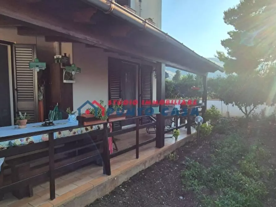 Immagine 9 di Villa in vendita  a Valderice