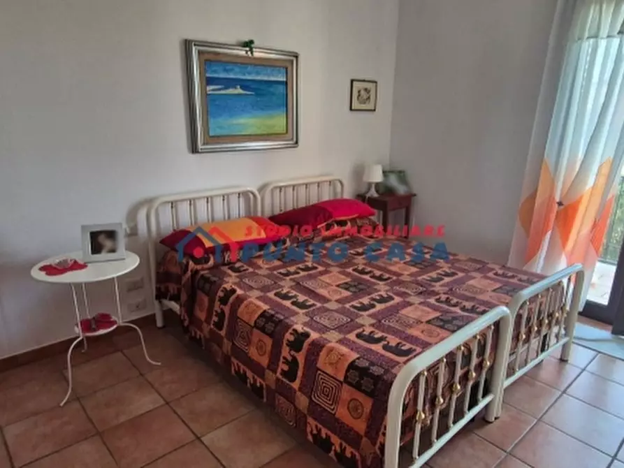 Immagine 11 di Villa in vendita  a Valderice