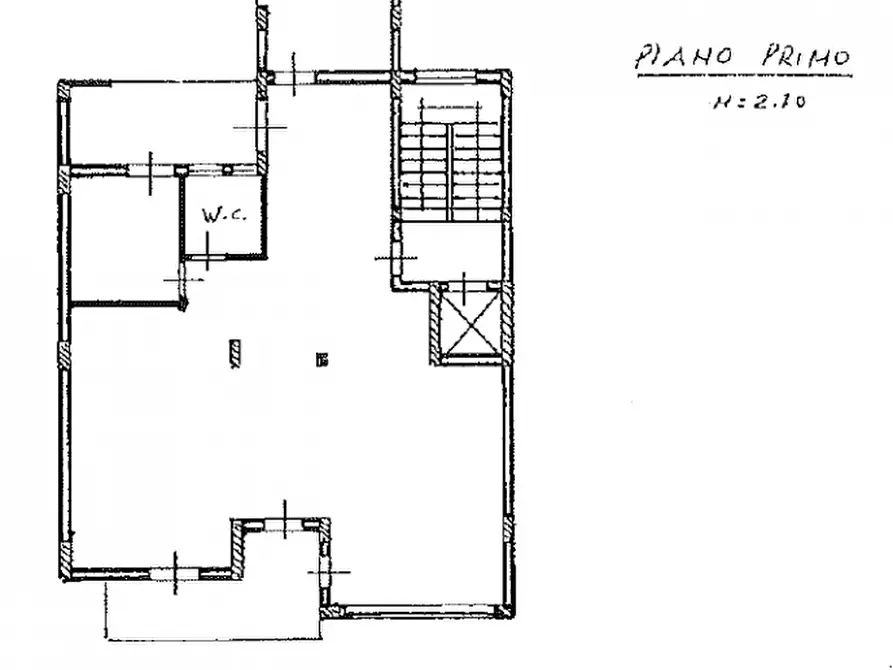 Immagine 23 di Laboratorio in affitto  a Trapani