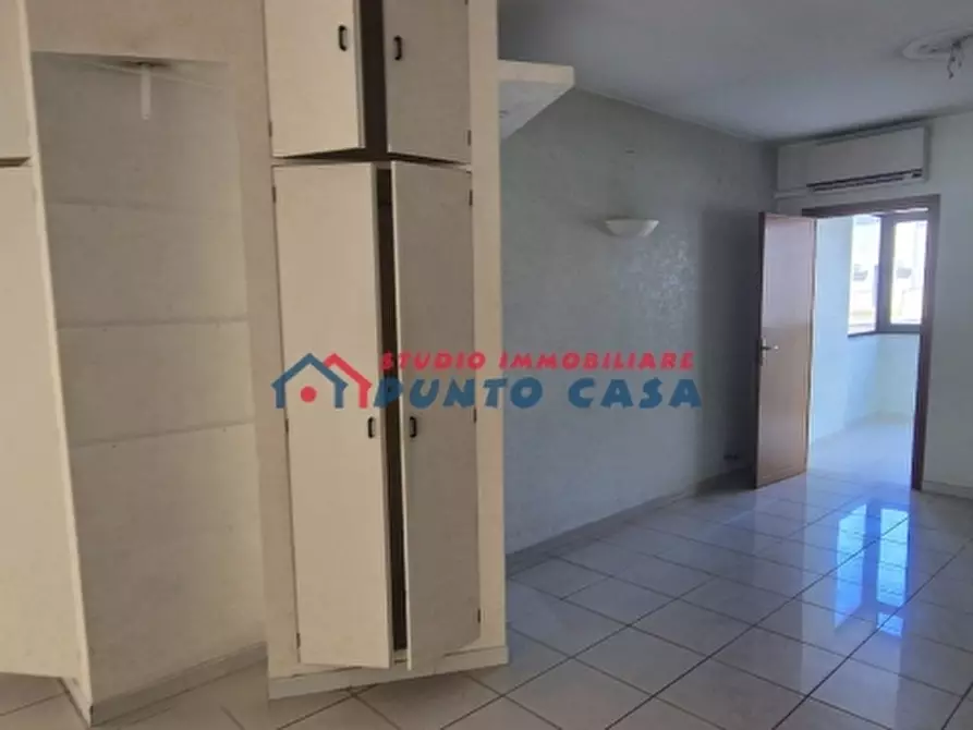 Immagine 14 di Ufficio in affitto  a Trapani