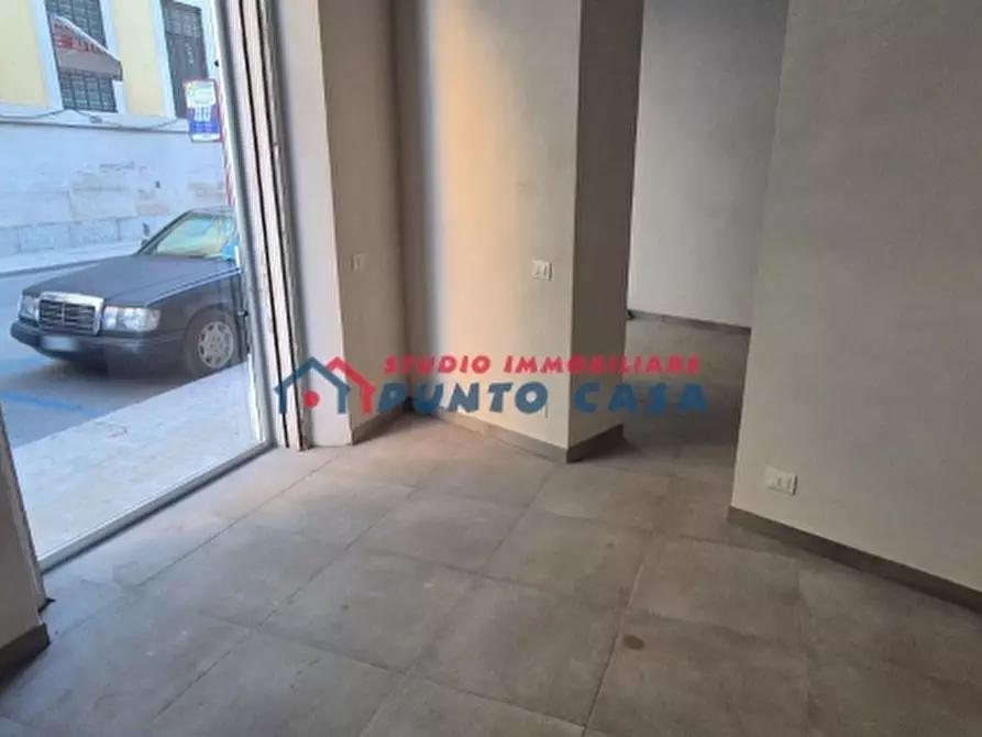 Immagine 21 di Negozio in vendita  a Trapani