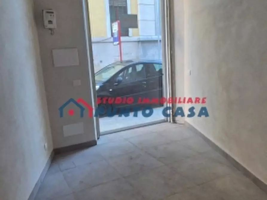 Immagine 7 di Negozio in vendita  a Trapani