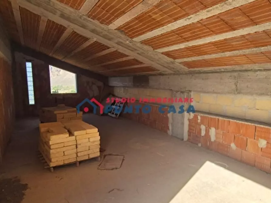 Immagine 15 di Villa in vendita  a Custonaci