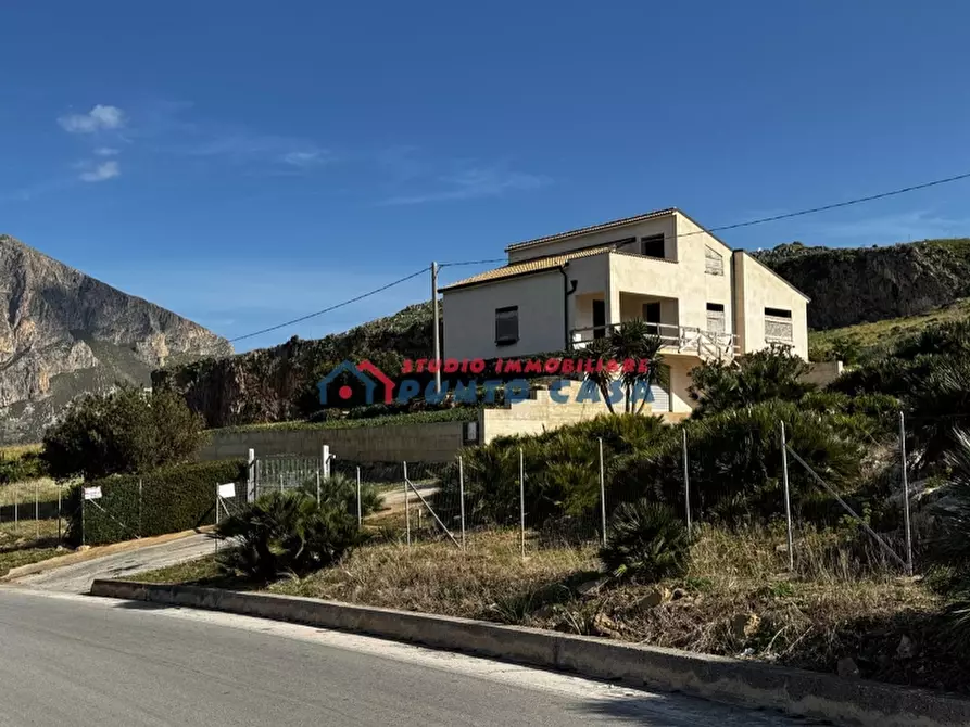 Immagine 20 di Villa in vendita  a Custonaci