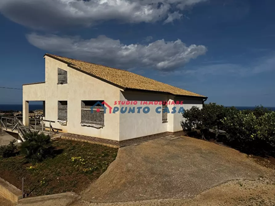 Immagine 4 di Villa in vendita  a Custonaci