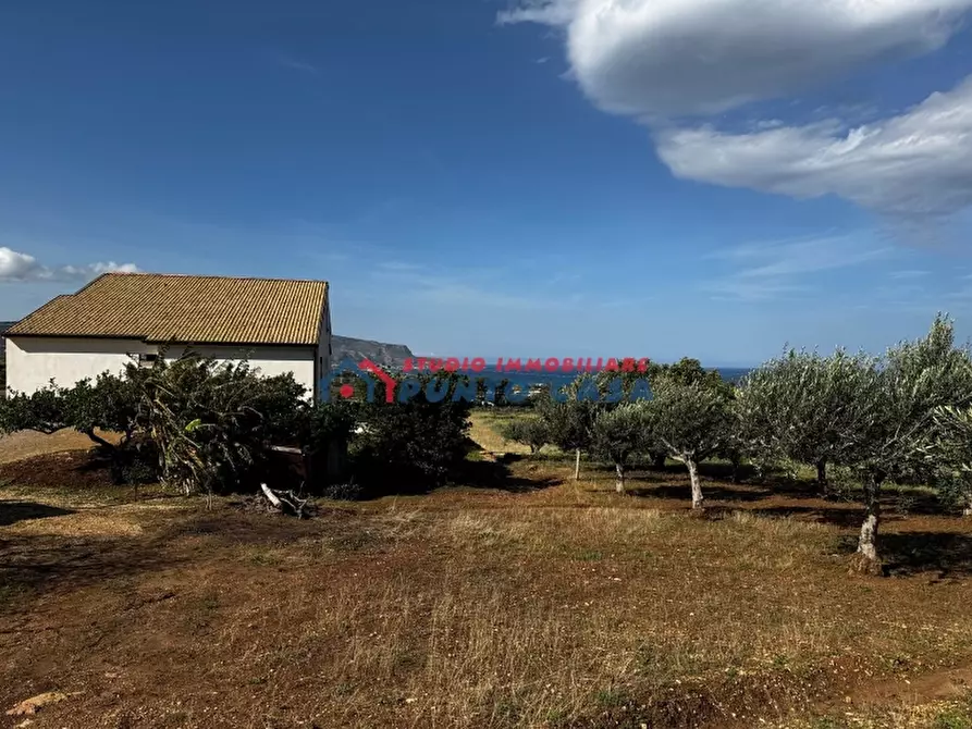 Immagine 8 di Villa in vendita  a Custonaci