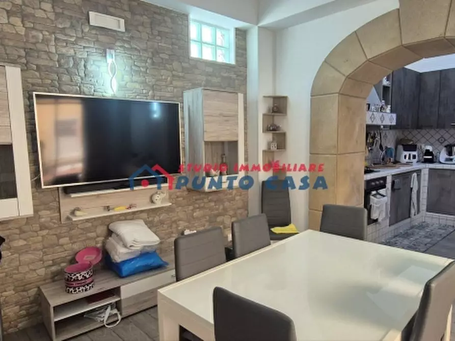 Immagine 1 di Casa indipendente in vendita  a Valderice