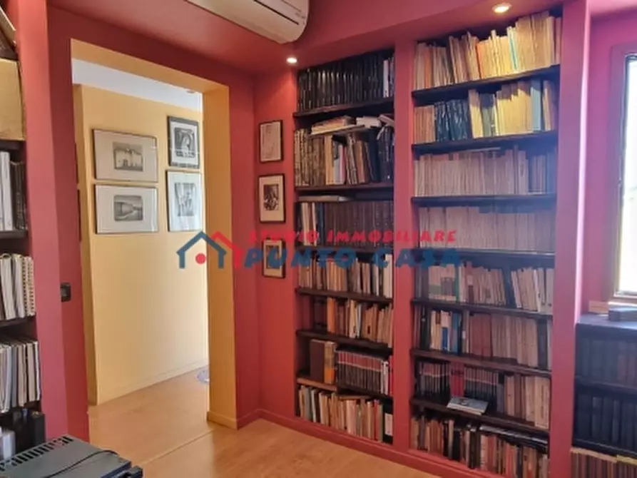 Immagine 3 di Appartamento in vendita  a Trapani