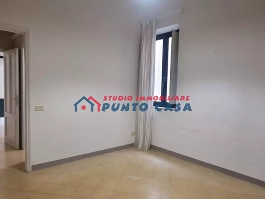 Immagine 15 di Ufficio in affitto  a Trapani
