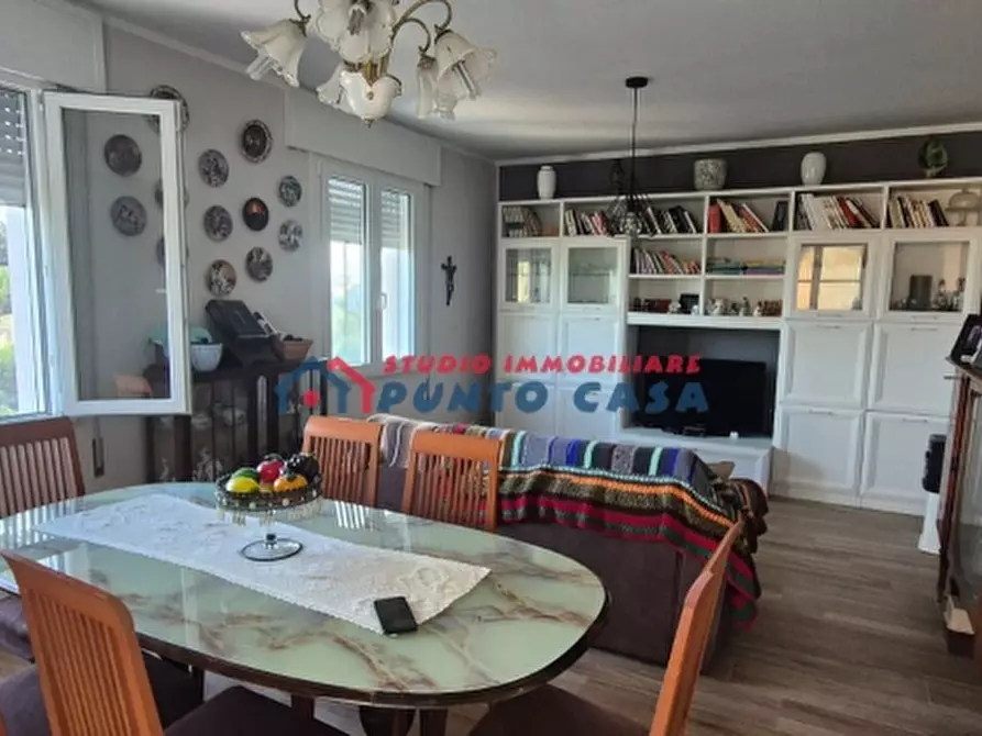 Immagine 6 di Villa in vendita  a Valderice