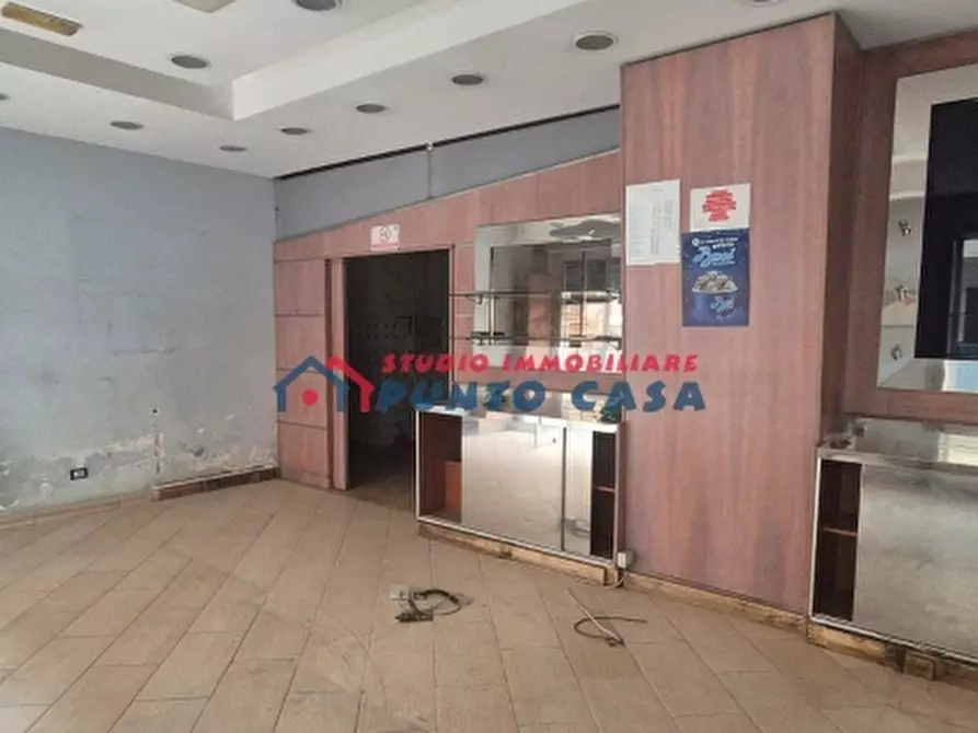 Immagine 16 di Negozio in vendita  a Trapani