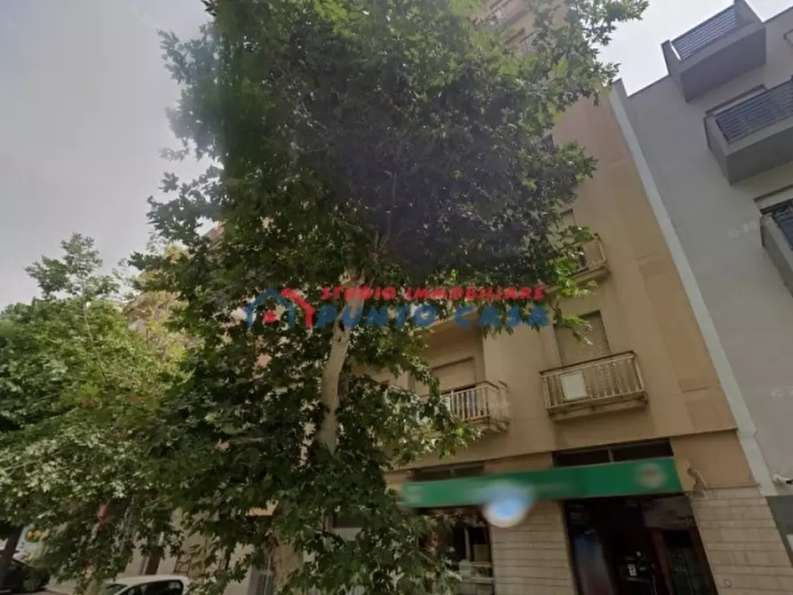 Immagine 19 di Negozio in vendita  a Trapani