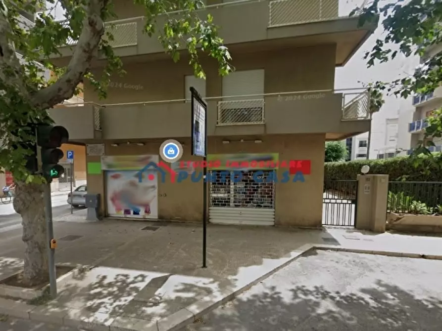 Immagine 1 di Negozio in affitto  a Trapani