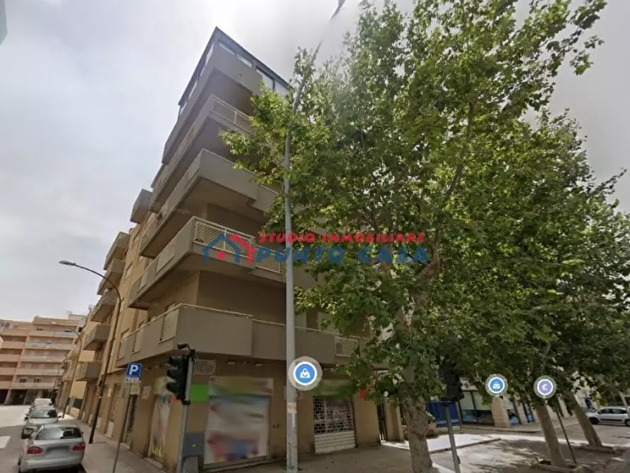 Immagine 9 di Negozio in affitto  a Trapani