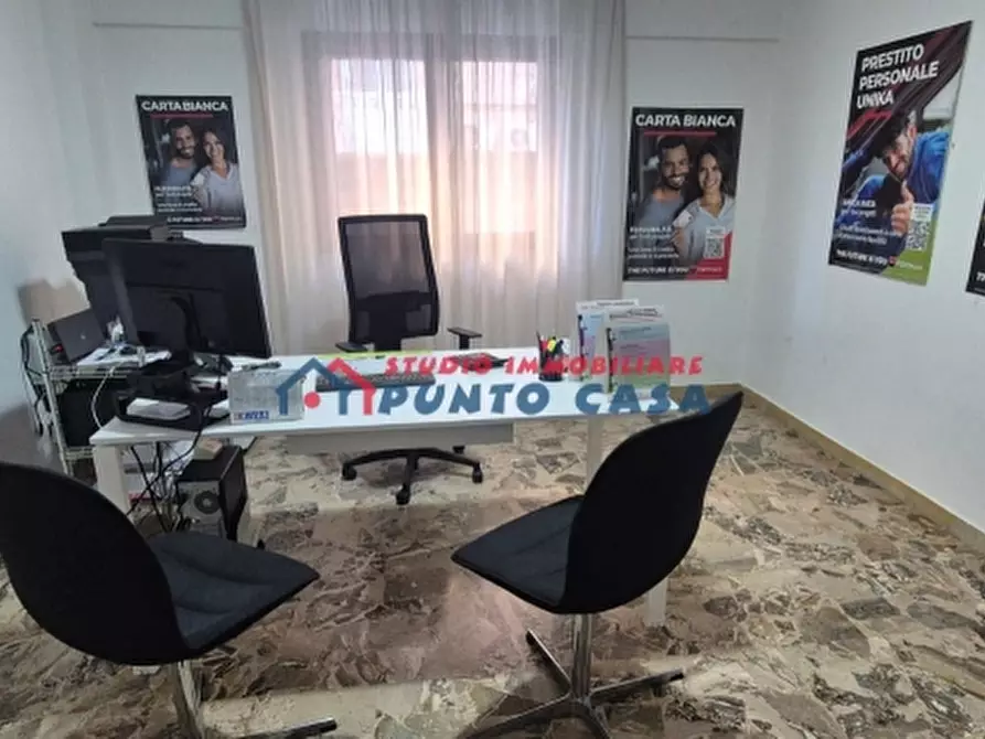 Immagine 14 di Ufficio in affitto  a Trapani
