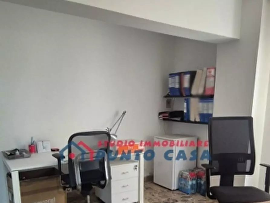 Immagine 10 di Ufficio in affitto  a Trapani