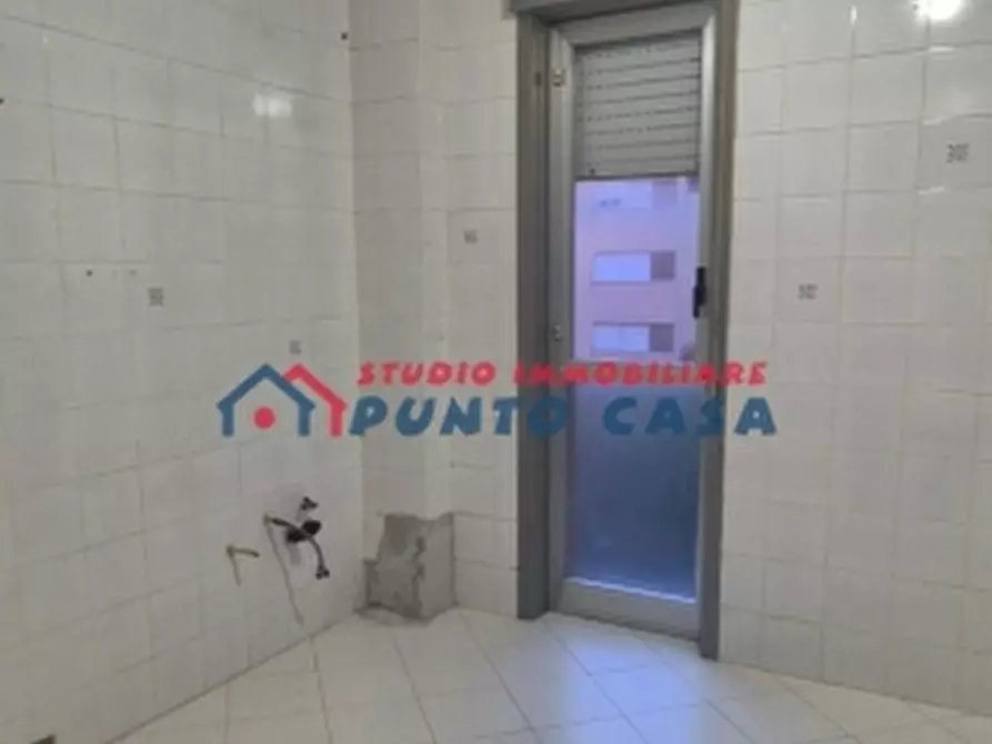 Immagine 17 di Ufficio in affitto  a Trapani