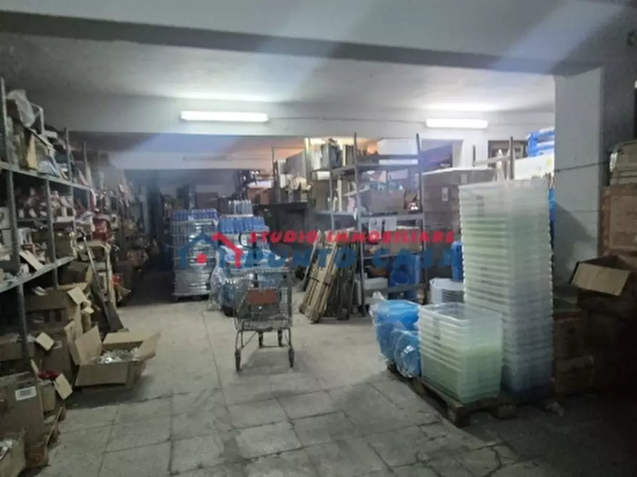 Immagine 19 di Magazzino in vendita  in Via Liguria a Erice