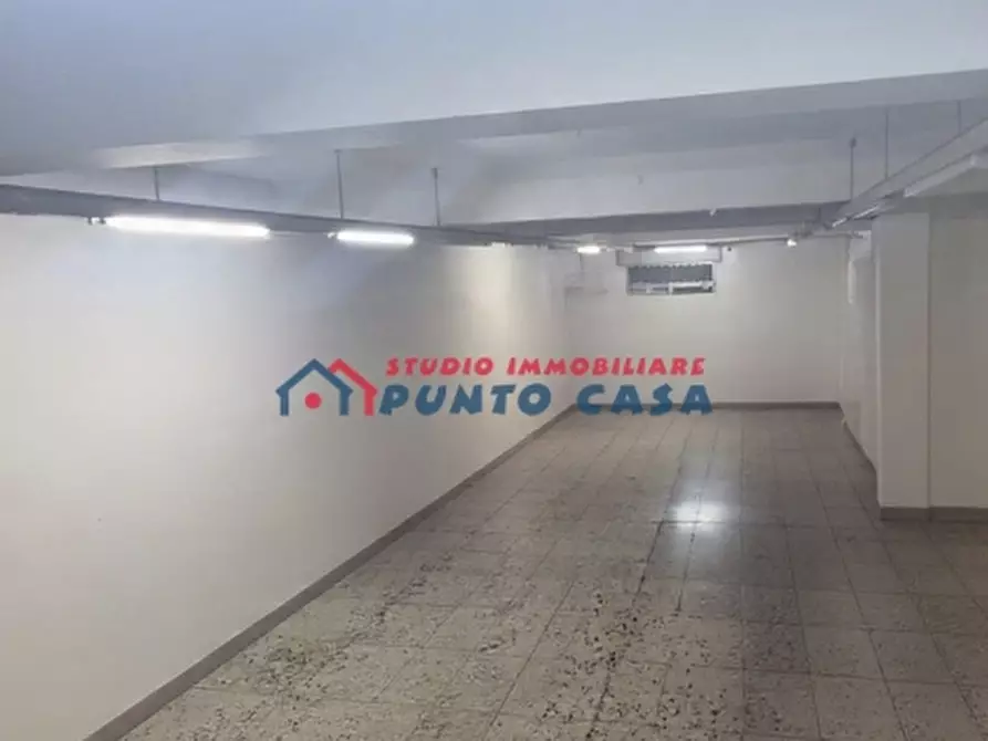 Immagine 19 di Negozio in vendita  a Erice