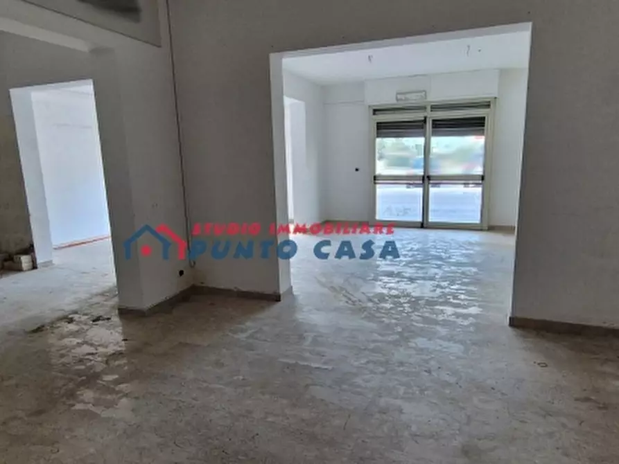 Immagine 5 di Negozio in affitto  a Trapani