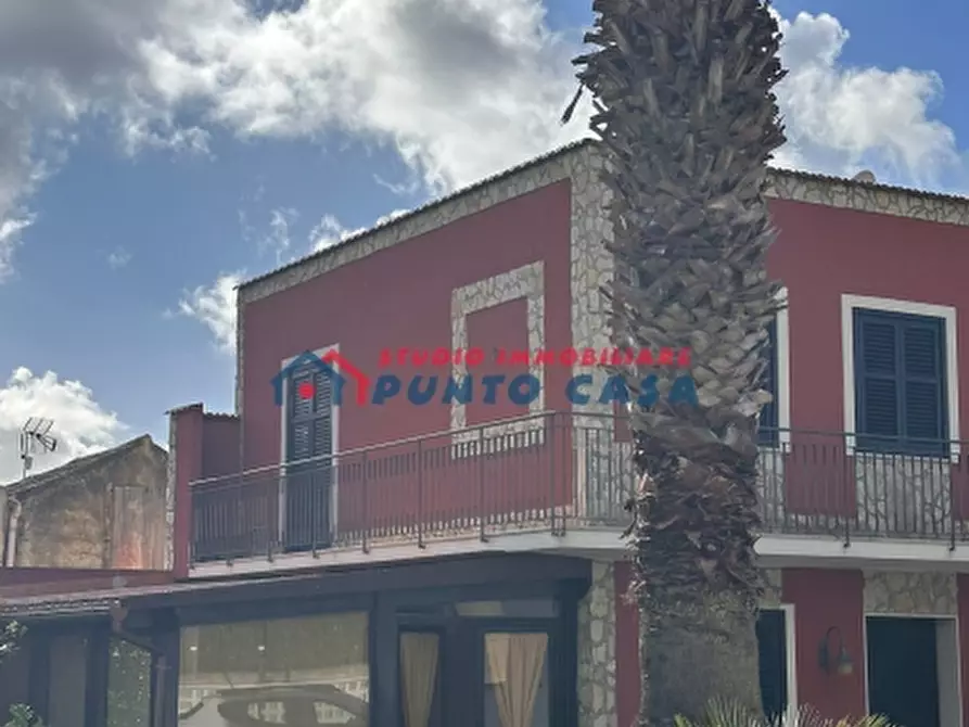 Immagine 25 di Villa in vendita  a Trapani