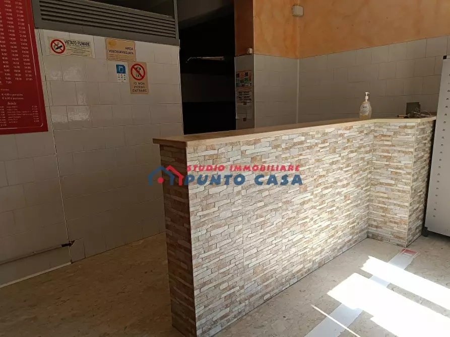 Immagine 14 di Locale commerciale in vendita  a Erice