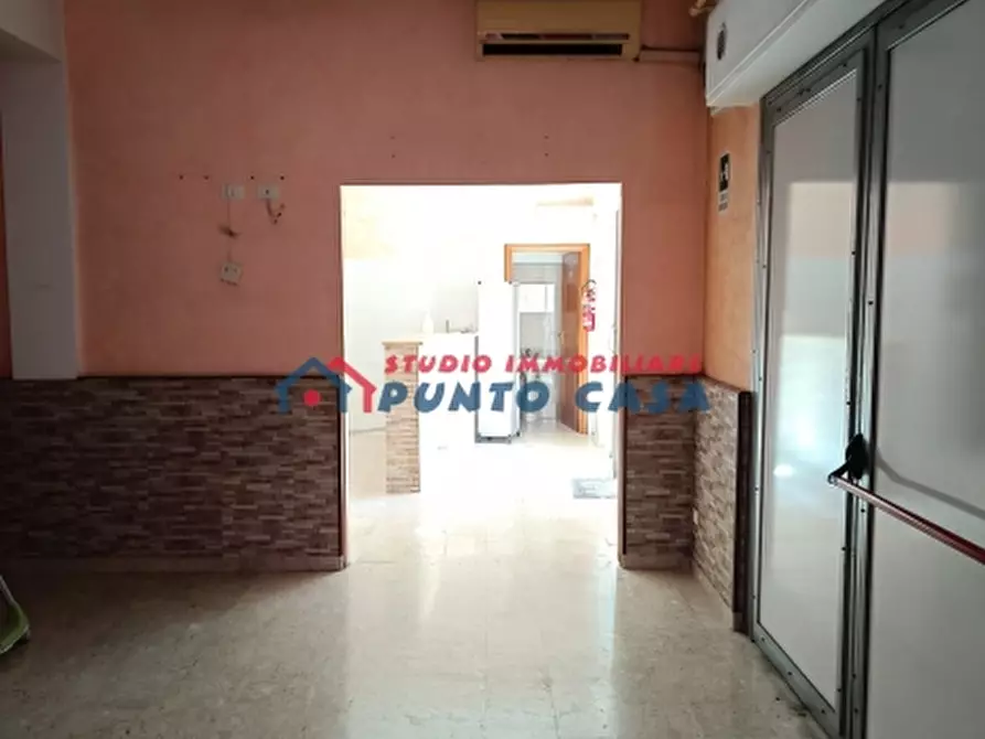 Immagine 17 di Locale commerciale in vendita  a Erice