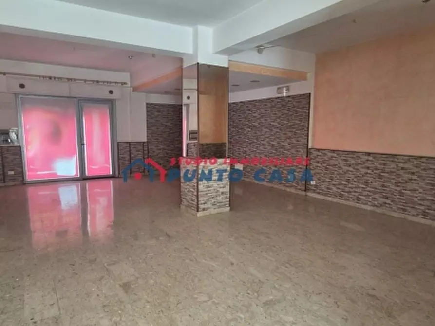 Immagine 4 di Locale commerciale in vendita  a Erice