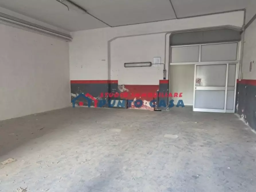 Immagine 22 di Laboratorio in vendita  a Trapani