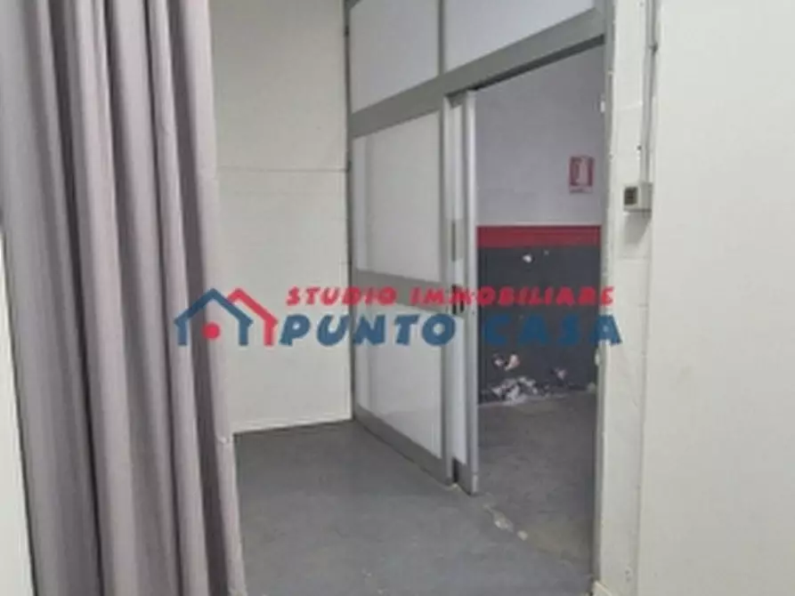 Immagine 4 di Laboratorio in vendita  a Trapani