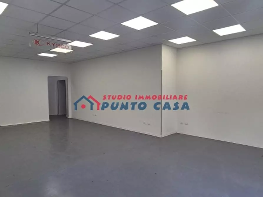 Immagine 8 di Laboratorio in vendita  in Via Eraclea a Trapani
