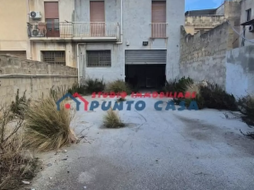 Immagine 7 di Magazzino in vendita  a Trapani