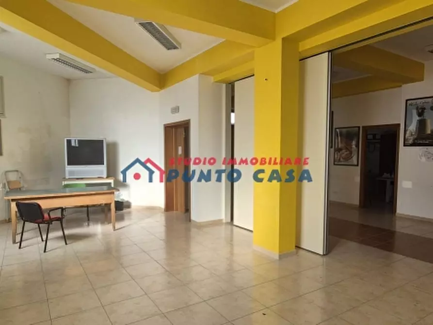 Immagine 19 di Locale commerciale in vendita  a Paceco