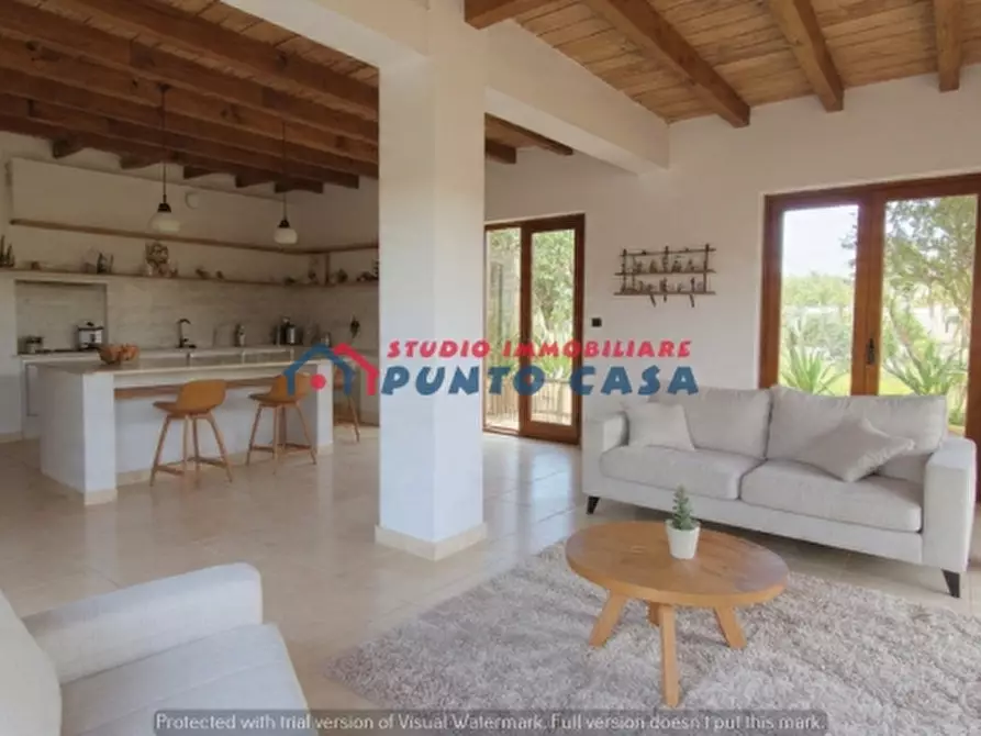 Immagine 21 di Villa in vendita  a Marsala
