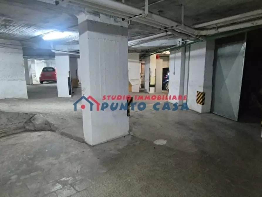 Immagine 6 di Garage in vendita  a Trapani