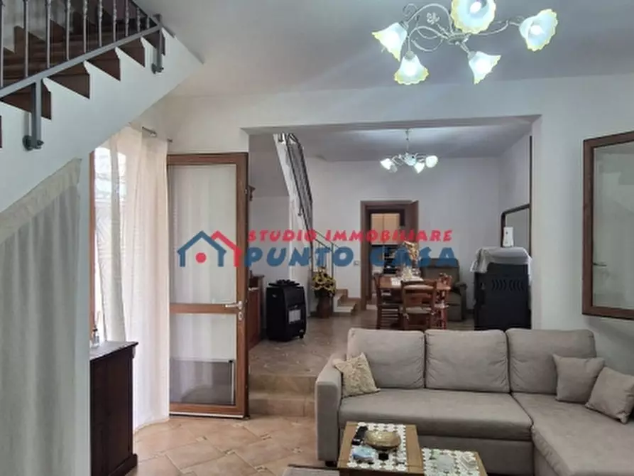 Immagine 1 di Casa indipendente in vendita  a Valderice