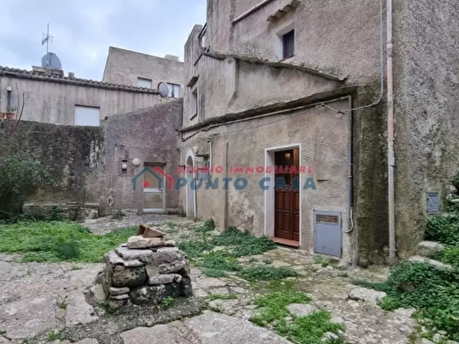 Immagine 20 di Casa indipendente in vendita  a Erice