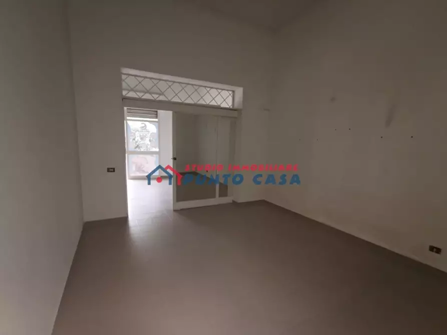 Immagine 16 di Negozio in affitto  in Via Firenze a Erice