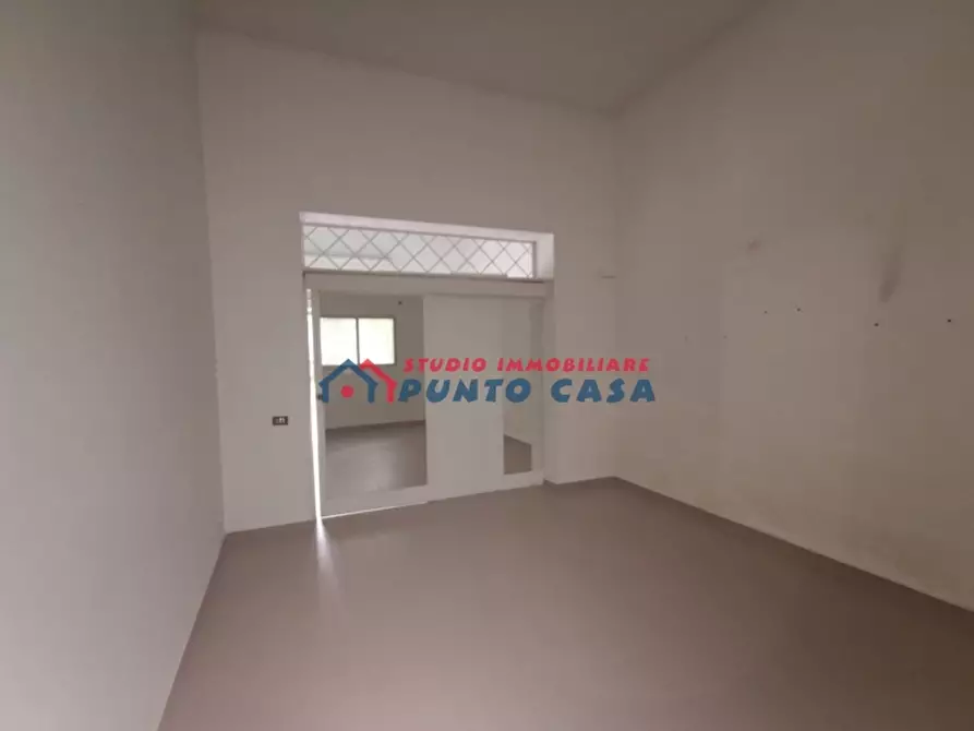 Immagine 18 di Negozio in affitto  in Via Firenze a Erice