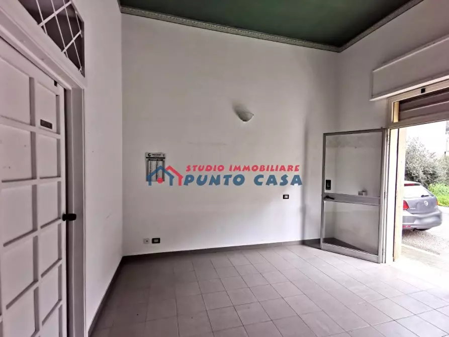 Immagine 8 di Negozio in affitto  in Via Firenze a Erice
