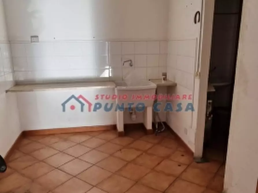 Immagine 6 di Negozio in vendita  in Via Trapani a Valderice