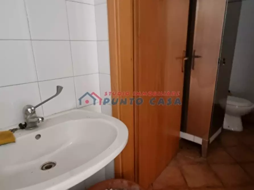 Immagine 7 di Negozio in vendita  in Via Trapani a Valderice